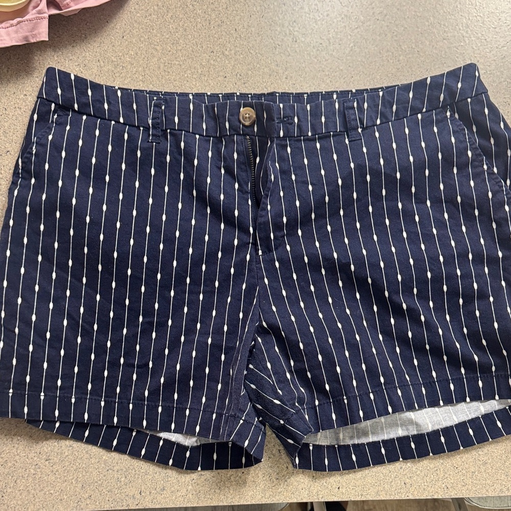 Faded Glory Navy and White Patterned Women's Shorts
